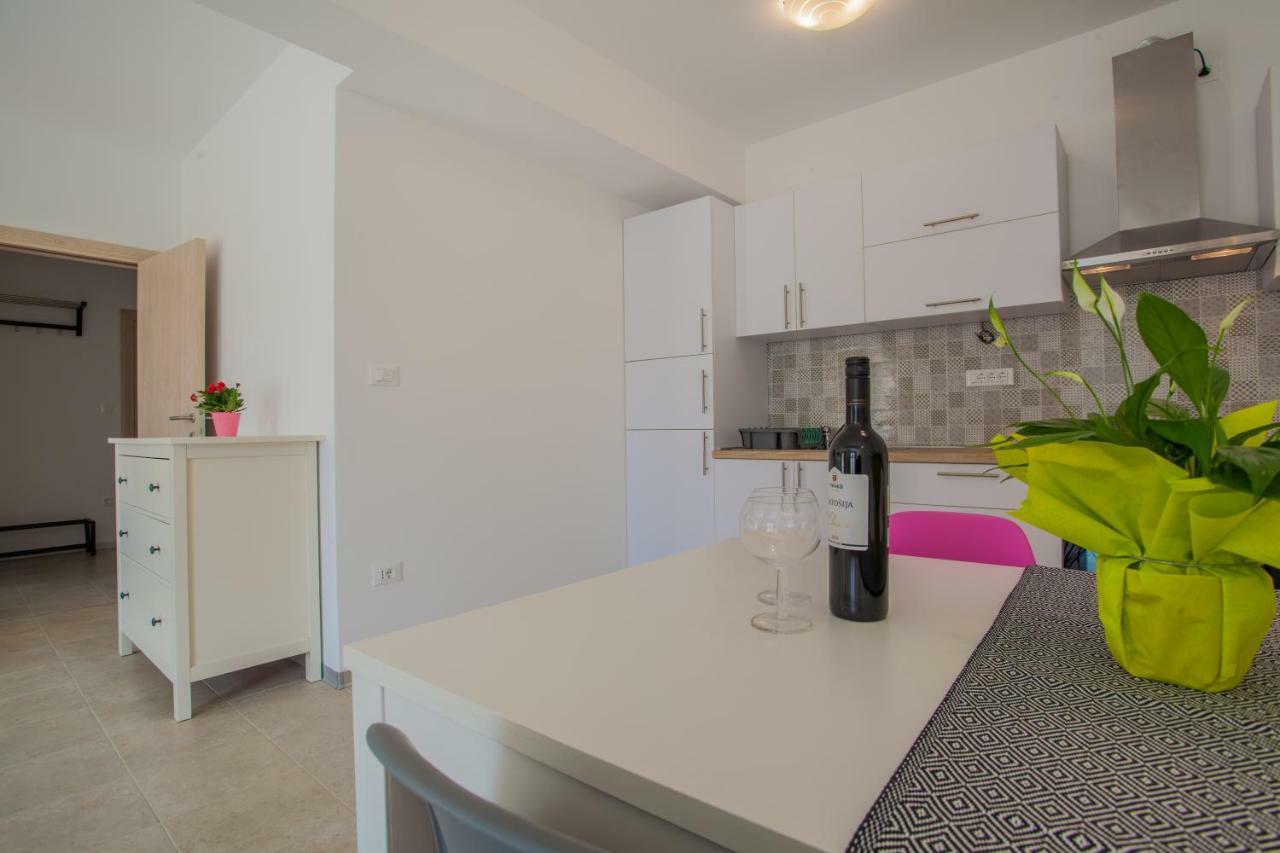 Apartment Garden breeze Cres Buitenkant foto