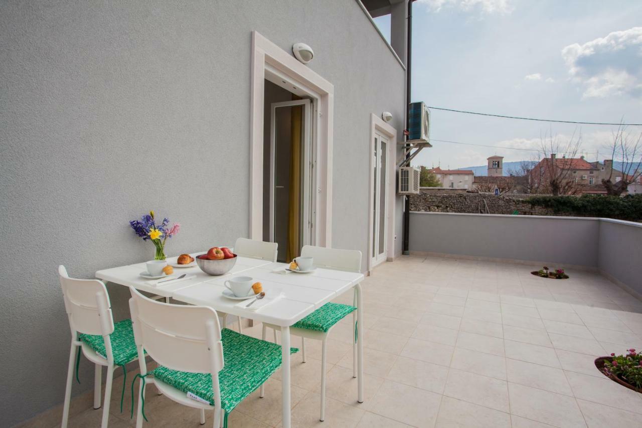 Apartment Garden breeze Cres Buitenkant foto